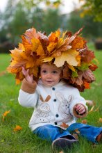 Осень / Ребенок, листья