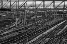 Рельсы, шпалы, поезда / Вологодская область, посёлок Лоста