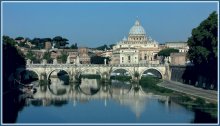 Город-государство Ватикан / Снимок кафедрального собора Св.Петра, который находится в крошечном городе-государстве Ватикане сделан в августе 2012 года.