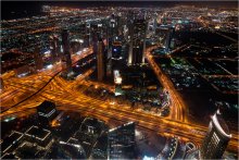Night Dubai / Вид на ночной Дубай с Бурж Халифа - смотровая площадка.
