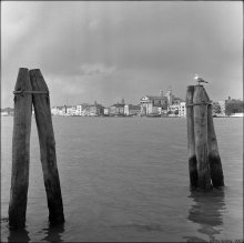 каждый видит свое / Rolleiflex 2.8F
Венеция - апрель 2007