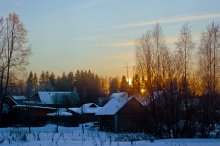 Закат в глубинке / Снимок из окна поезда, движущегося через Смоленскую облать