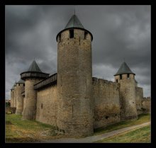 Твердыня катаров / Средневековая крепость Каркасон на юге Франции