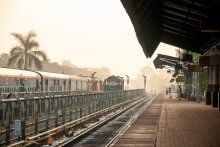 необычный Гоа / железнодорожная станция Мадгаон в штате Гоа