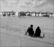 Разговор / Тель-авивский пляж прошедшей весной