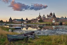 Соловки / Местный монастырь с излюбленной точки обитателей фотосайтов :)