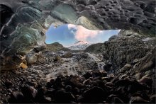 Про камни,воду и лед / В пещерах Исландии
