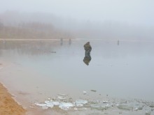 Лед и рыбалка / Водоем Цнянка под Минском.
5 января 2014 г.