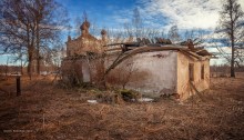 Церковь Покрова Пресвятой Богородицы / Тверская область.Деревня Гайново.Разрушенная Церковь Покрова Пресвятой Богородицы