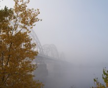 Мостик в тумане / Осень на реке