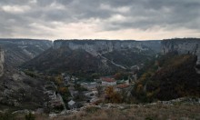 Бахчисарай. За 5 минут до восхода... / Ноябрь, Крым, Бахчисарай, вид на Свято Успенский монастырь, за 5 минут до восхода....