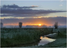 A colorful morning. / A sunrise in my region.