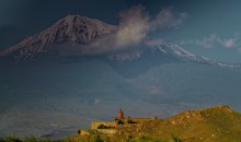 Раннее утро / Монастырь Хор Вирап на фоне Большого Арарата. Армения