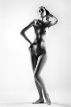 Nude...28. / ***