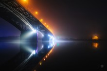 Городской вид ночью / Легкий туман. Ночной вид на мост через Оку