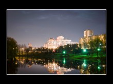 Парк отдыха вечером. / Парк им.Павлова по ул.Космонавтов, г.Минск.