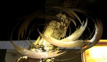 в Далате. / в мастерской кроме вышивки по шелку, есть уголок современного искусства.