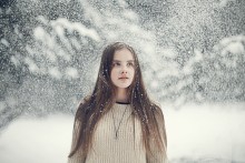 Снег / портрет