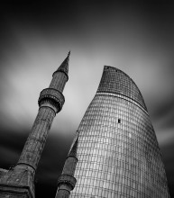 Две Эпохи / Баку 
Азербайджан
