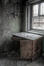 старый стол / No comments.