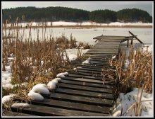 последний лед / март, озеро; тающий лед шипит по ногами, выпуская пузырьки воздуха, тепло. Применялся полярик