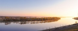 Рассвет на Днепре / Раннее утро на Днепре, вид на реку с набережной...
Панорама - 10 вертикальных кадров.