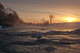 Весна на перекате / Россия. Тульская область. Дубенский район. Якшино. Река Упа.