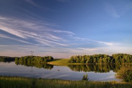 Речка... / Вечерело...