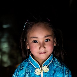 Девочка из Ладакха / снято в одном из буддийских монастырей Тибета