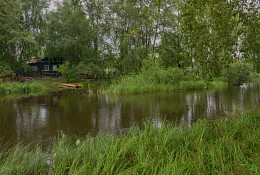 Жизнь у реки / Опасное соседство