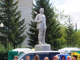 В И Ленин !!!! / памятник Ленину !!!
