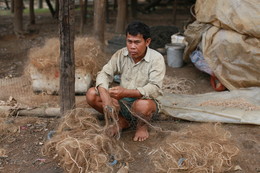 Рыбак / Житель плавучей деревню. Камбоджа.