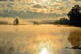 Утро туманное,утро сентябрьское / утро на реке Вуокса
