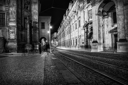 Ночная Прага / Недалеко от Карлового моста