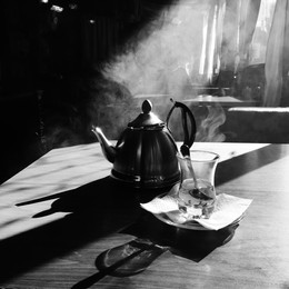 Tea time / Tea and smoke...