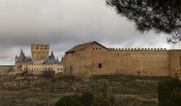 Сеговия / Вид на замок Алькасар