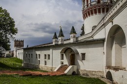 В монастыре. / Новодевичий монастырь. Москва