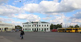 Где эта улица, где этот дом / Город Борисов в Белоруссии, возле железнодорожного вокзала.