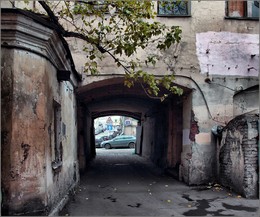 Тайна старой подворотни / Москва, центр.