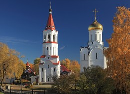 осенняя открытка / Храм Покрова Пресвятой Богородицы-Крупецкая церковь