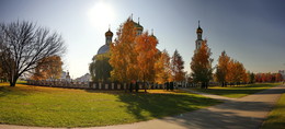 Золотая осень / Воскресенский собор. Брест