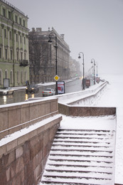 На набережной / Набережная реки Невы в Санкт-Петербурге