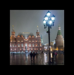 Таджики / из серии Квадраты Москвы
