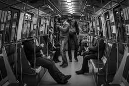 Усталость / Поздним вечером.
Другие мои фото на моем сайте: glebphoto.by