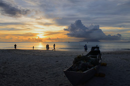 Sunset / Sonnenuntergang in Beau Vallon, Mahé, Seychellen