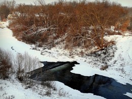 Полынья / Наступили морозные дни, лёд сковал речку Цон, но на быстрине ещё есть полыньи, которые будут долго замерзать