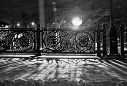 Московская метель... / В Москве то дождь, то снег...