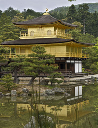 Золотой дворец в Киото, Golden Palace, Kyoto / После смерти сегуна Ёсимицу, согласно его последней воле, дворец передали буддийскому храму. И стал он называться обителью Рокуондзи.