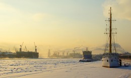 Северный город / зима, мороз, река, Нева, город, Санкт-Петербург