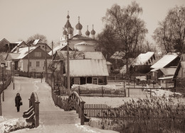 &nbsp; / г.п. Мир. На заднем плане Свято-Троицкая церковь,была построена в 1533-1550г.г. при князе Николае Радзивиле Сиротке государственном и военном деятеле Великого княжества Литовского.